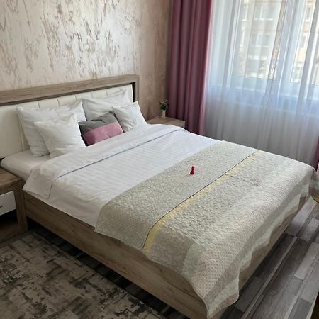 Luxury Apartment Σίμπιου Εξωτερικό φωτογραφία