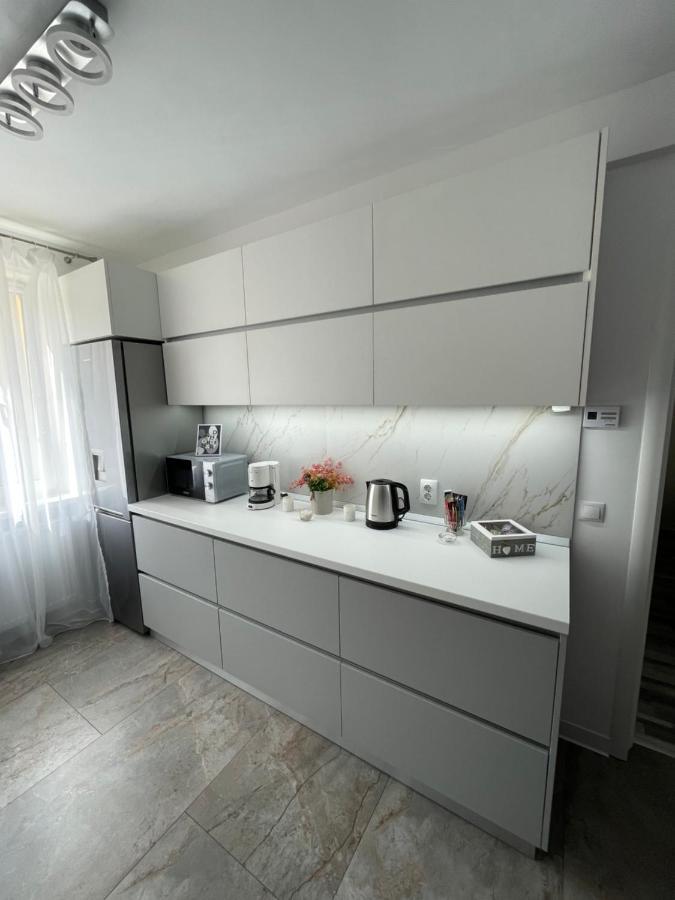 Luxury Apartment Σίμπιου Εξωτερικό φωτογραφία