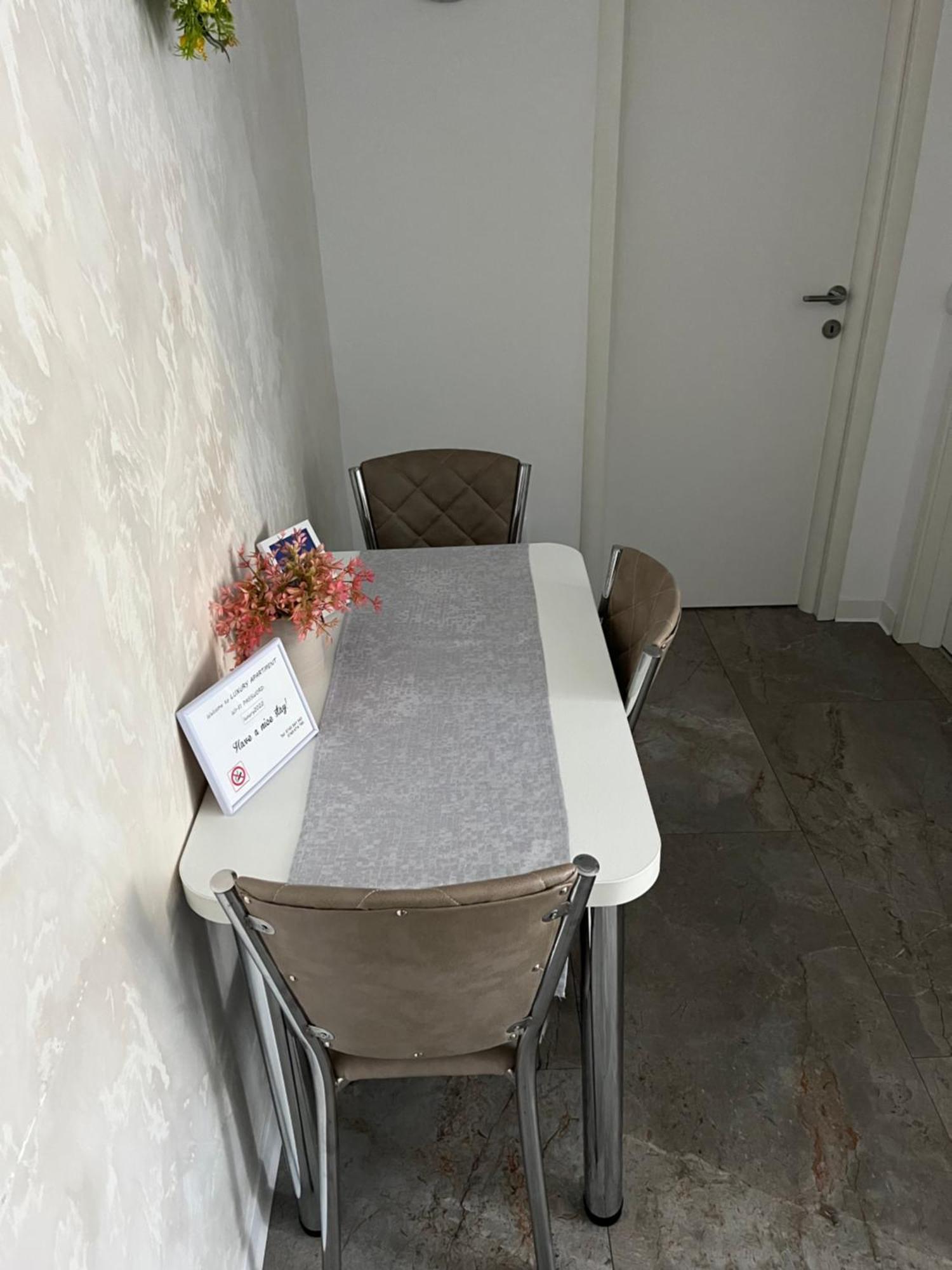 Luxury Apartment Σίμπιου Εξωτερικό φωτογραφία